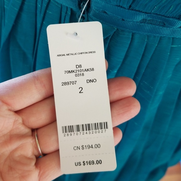 ๐NWT BEBE  Dress!๐ - Picture 8 of 8